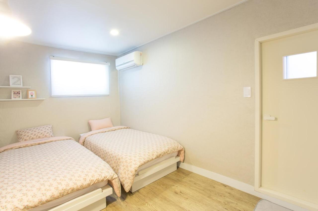 Hostel Vanilla 1 Dongdaemun Seul Quarto foto